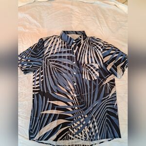 Men's Hawaiian Shirt- Size: Large (NEW!)